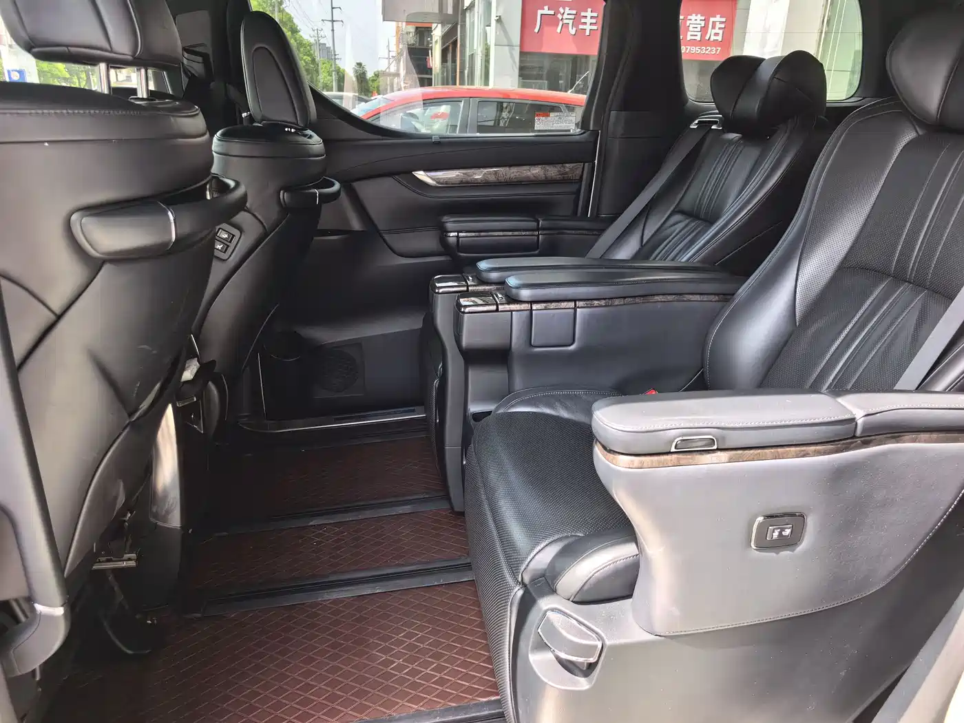 Toyota Alphard 2018 Facelift 3.5L Premium Edition фото 10