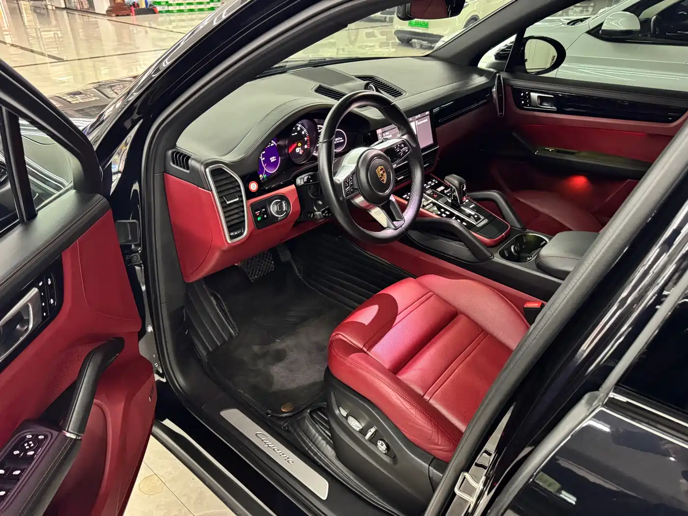 Porsche Cayenne 2019 Cayenne 3.0T фото 7