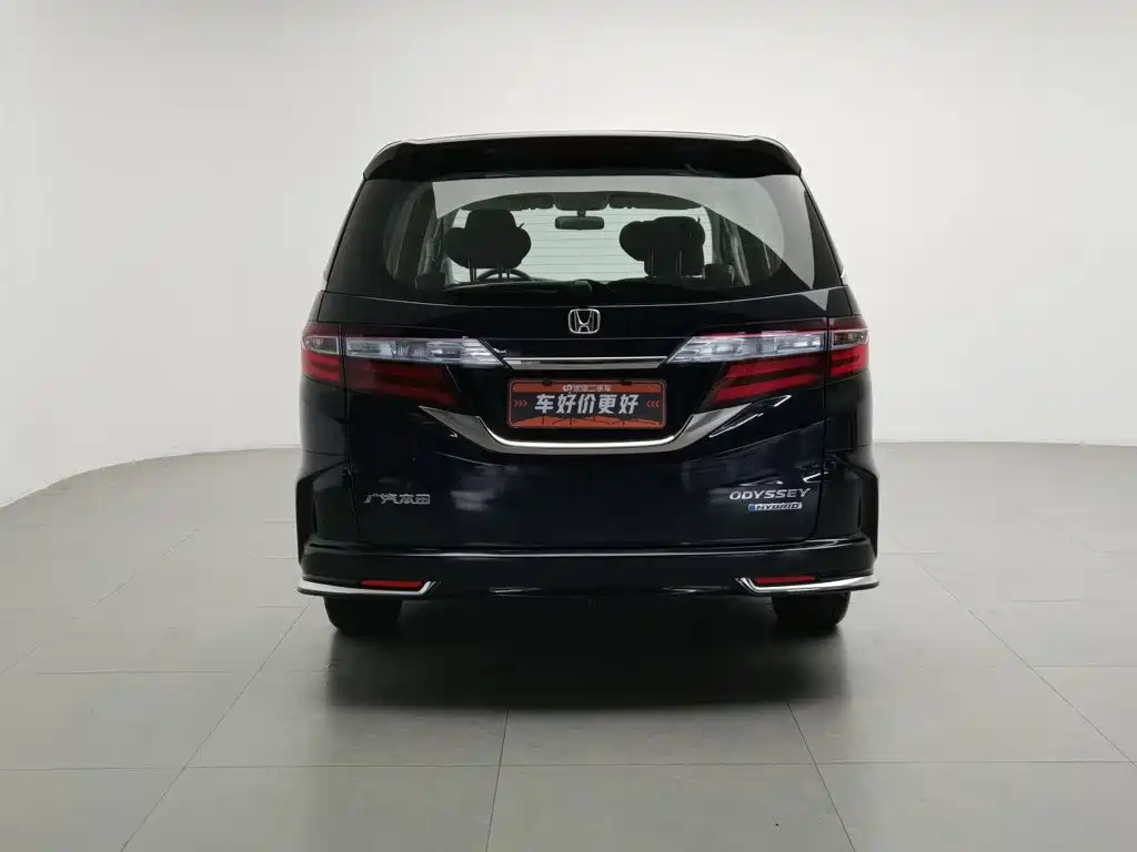 Фото 4 - Honda Odyssey