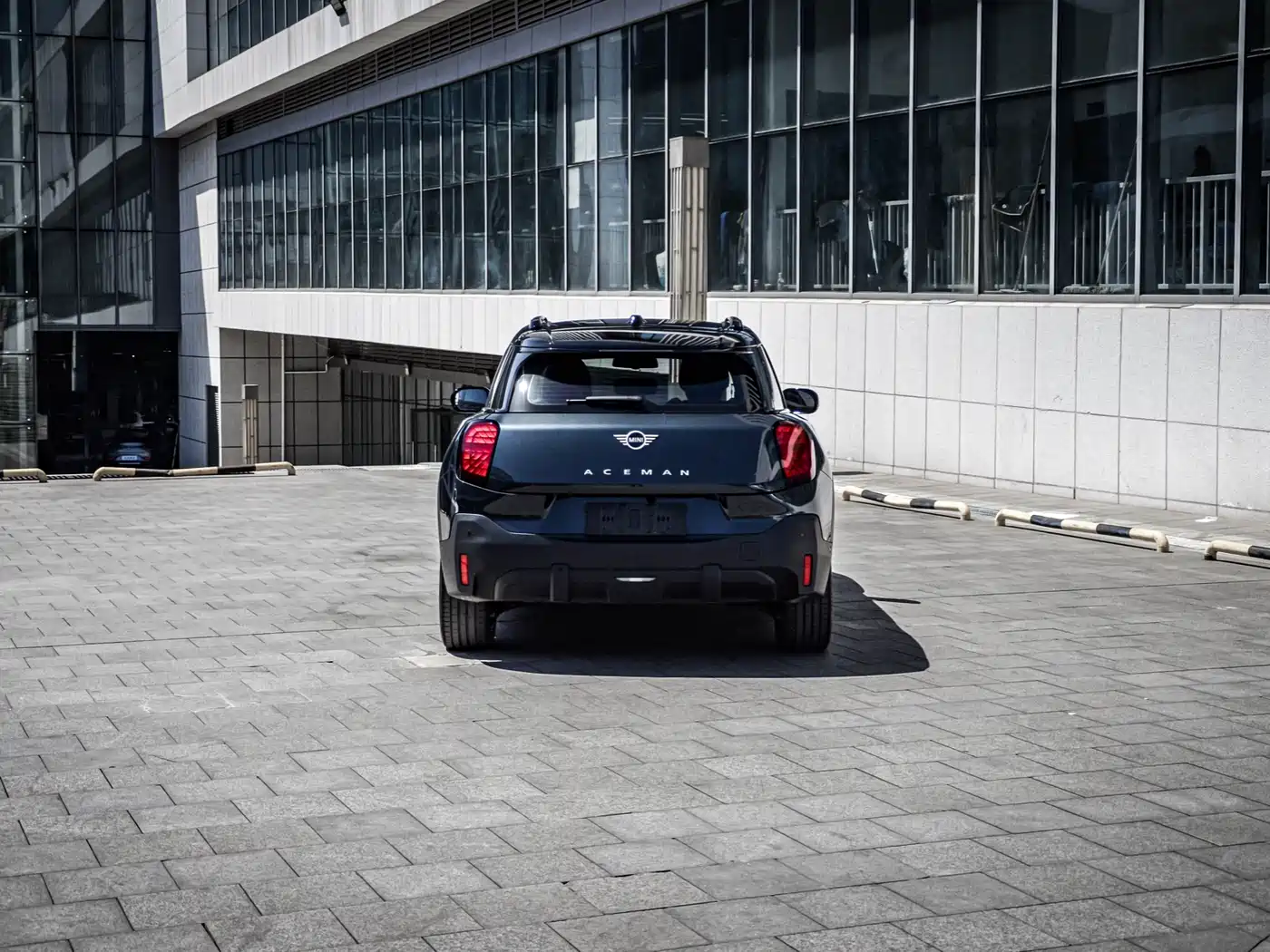 MINI ELECTRIC  ACEMAN