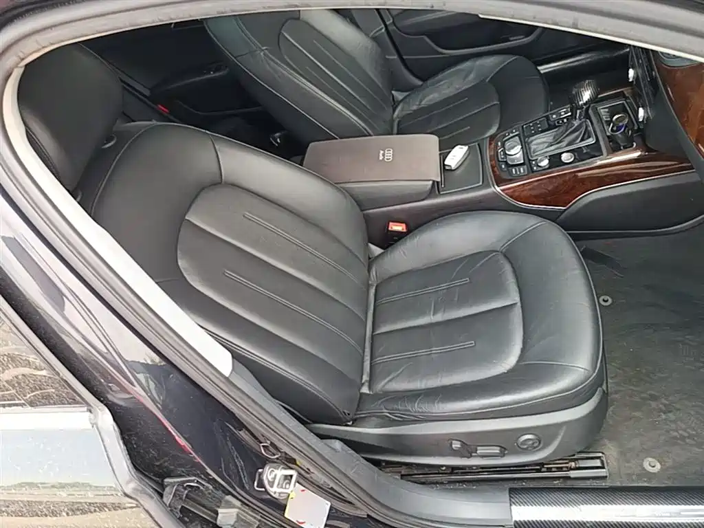 Audi A6L 2014 30 FSI Luxury фото 25