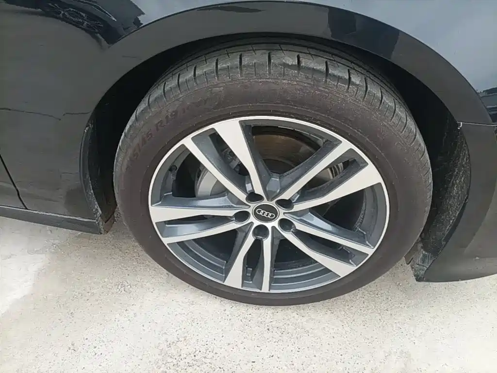 Audi A6L 2024 40 TFSI Luxury Dynamic фото 14