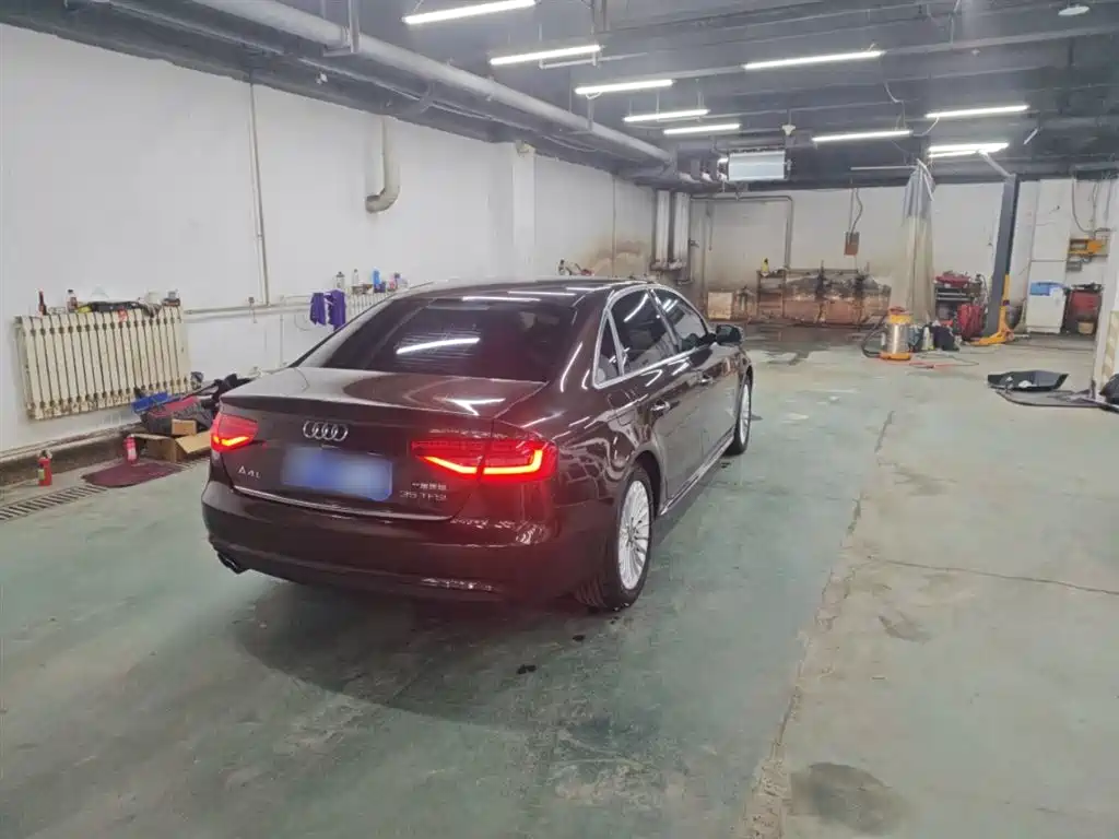 Audi A4L 2016 35 TFSI Collector's Edition Automatic Standard фото 6