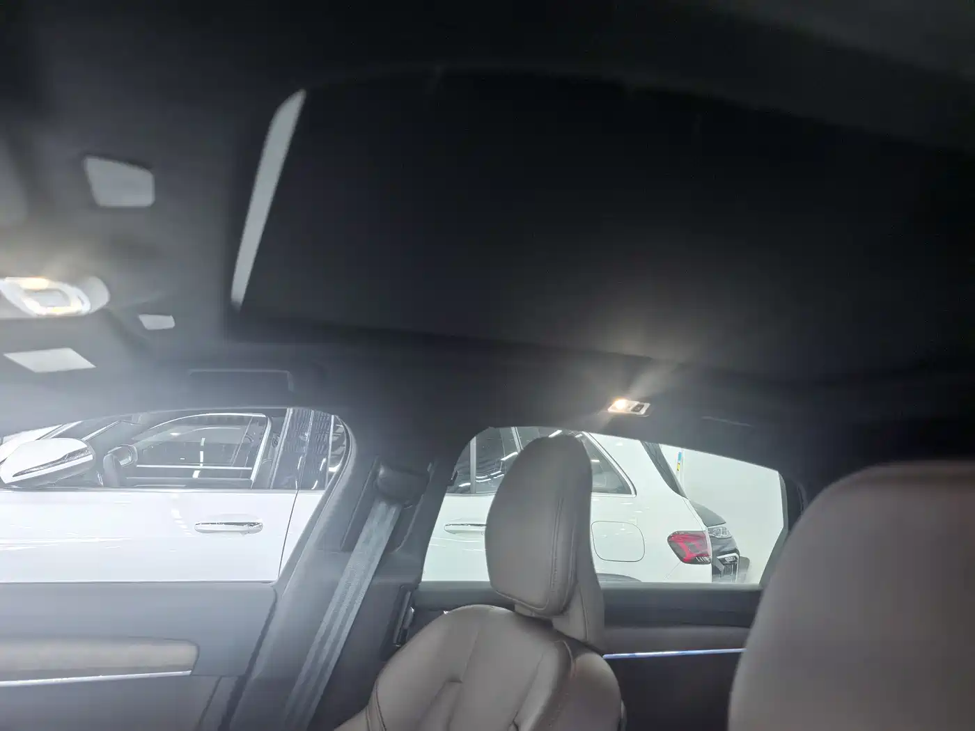 VOLVO S90 PLUG-IN HYBRID