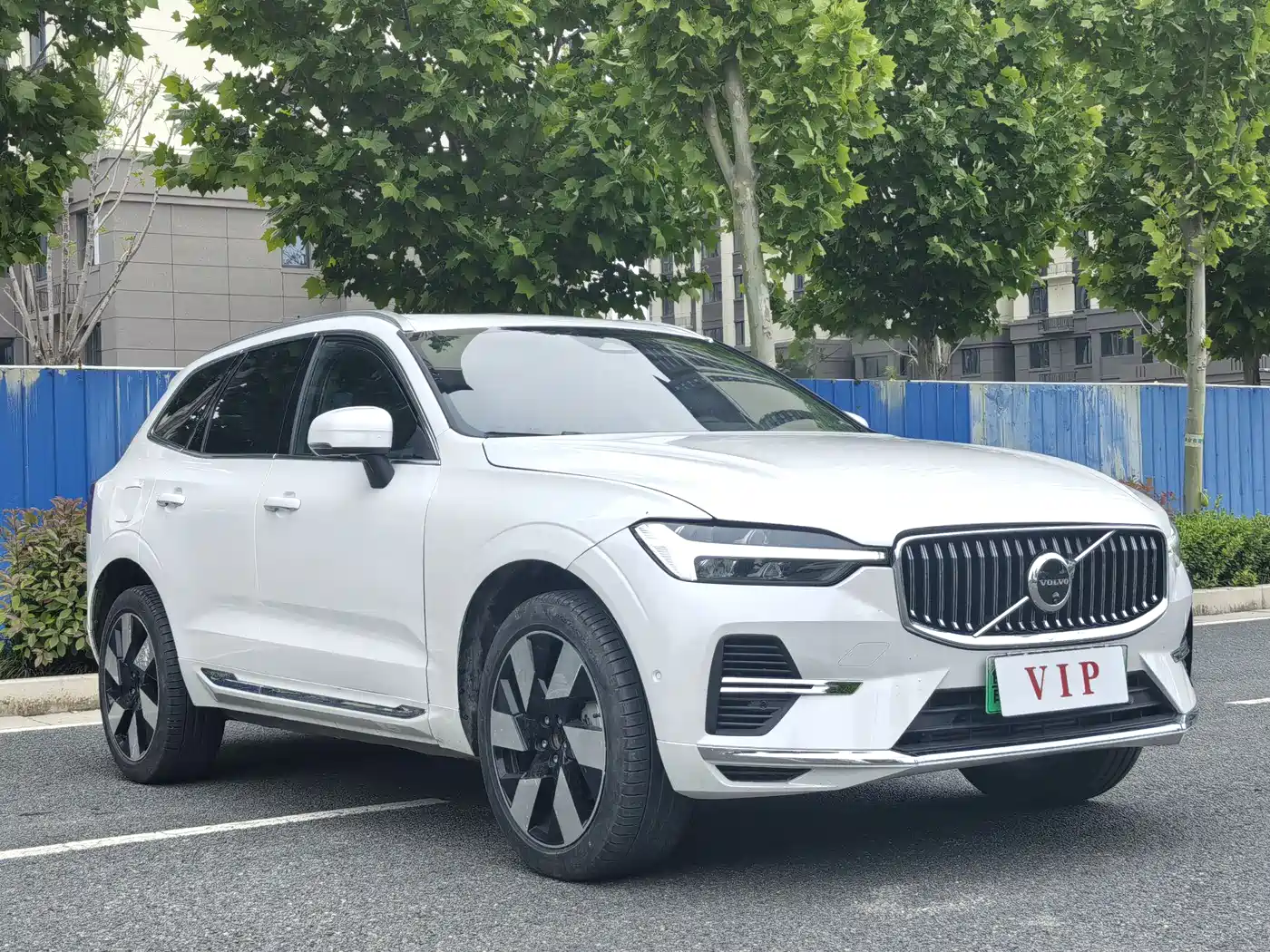 Volvo XC60 Plug-in Hybrid 2024 2024 T8 PHEV Long Range AWD Smart Elegance Luxury Edition