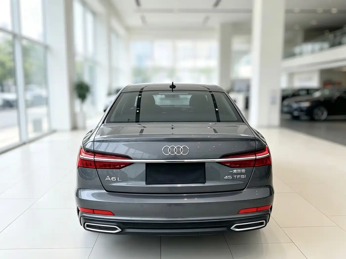 Photo 5 - Audi A6L