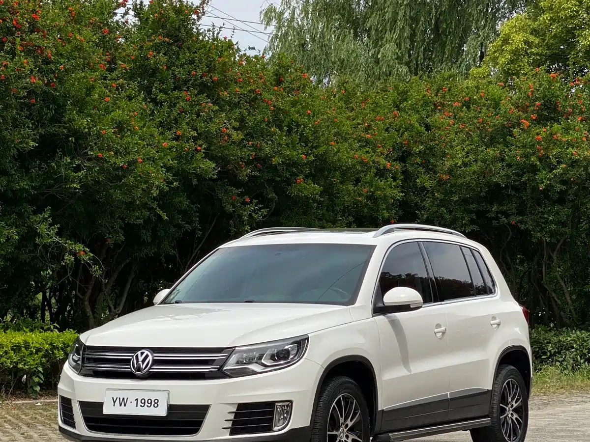 Volkswagen Tiguan 2013 1.8TSI Automatic 2WD Luxury Model