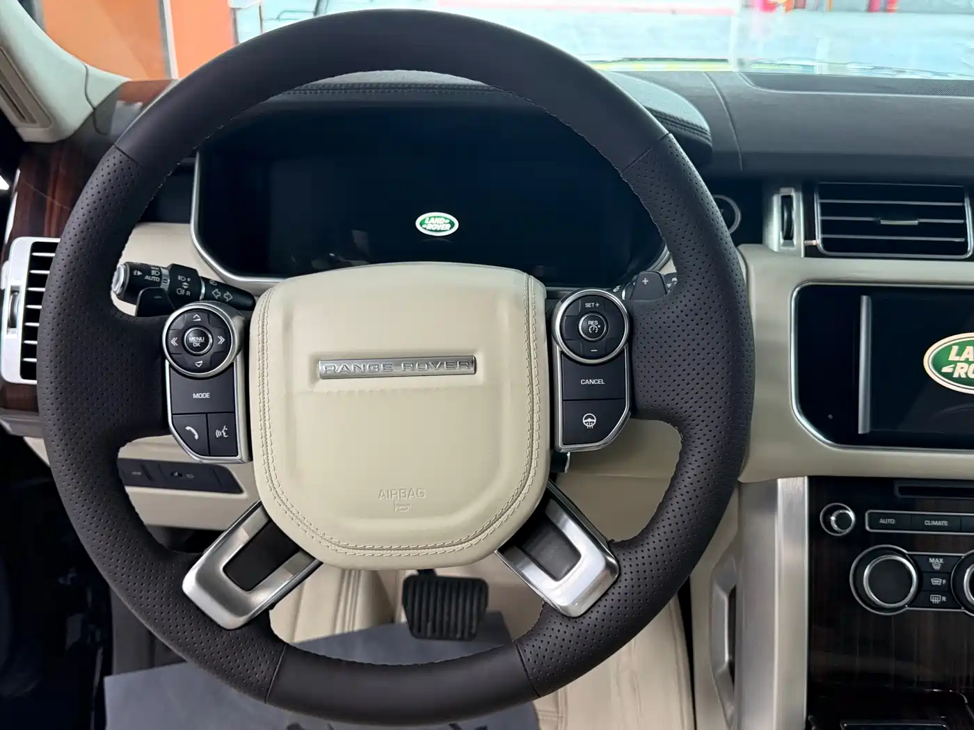 Land Rover Range Rover 2017 2016 3.0 SC V6 Vogue