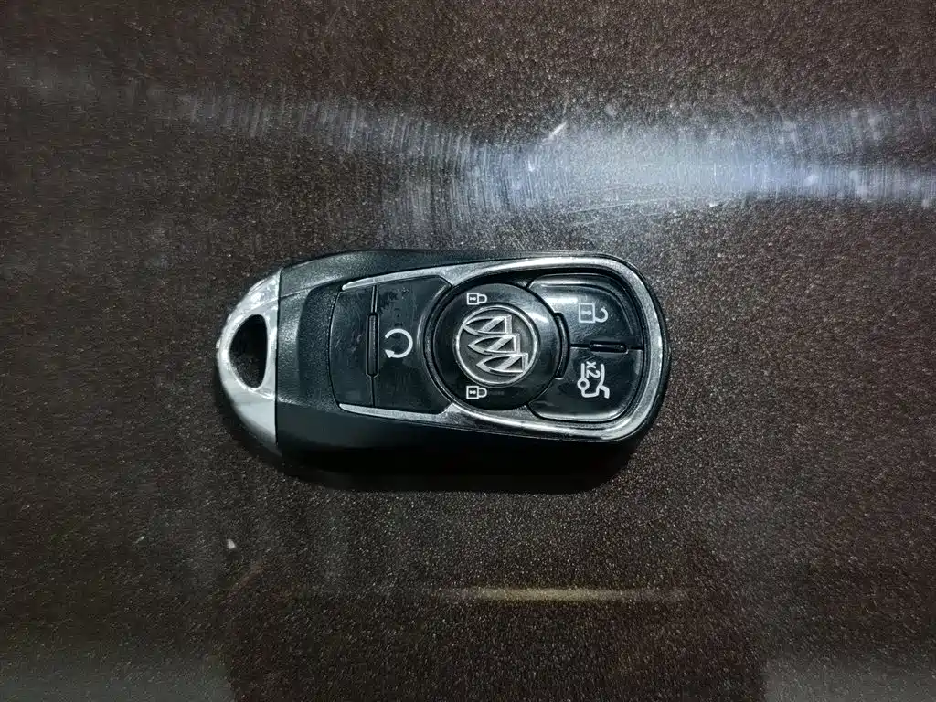 Buick LaCrosse 2018 Model 28T Elite Edition фото 19