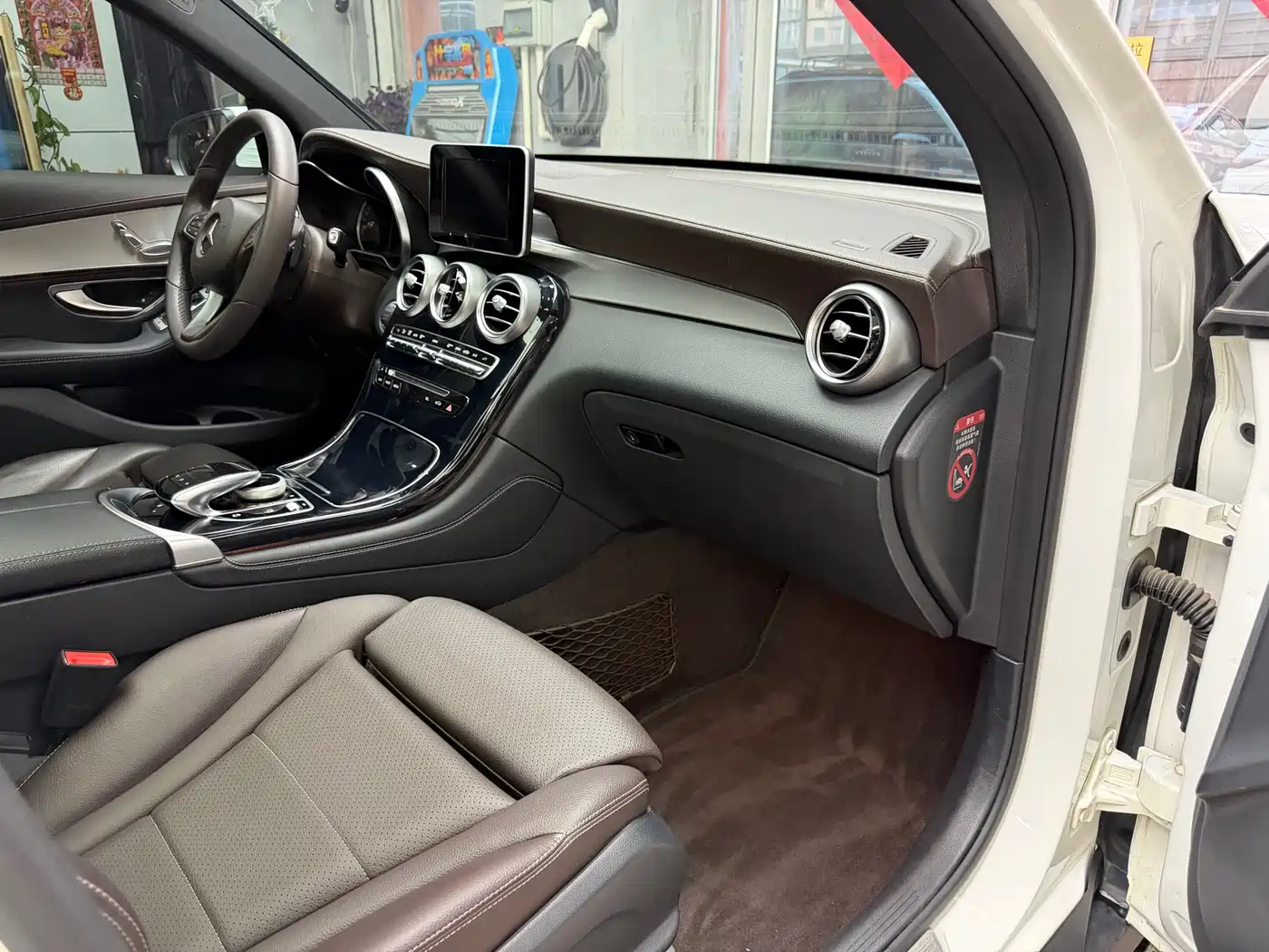 Mercedes-Benz GLC 2016 GLC 200 4MATIC фото 27