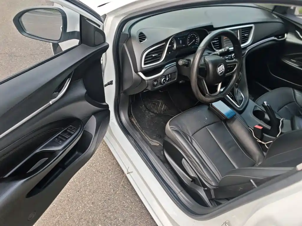 Фото 16 - Buick Excelle