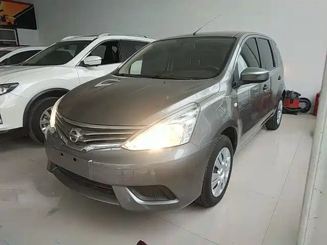 Nissan Livina 2015 1.6XE Manual Comfort Edition
