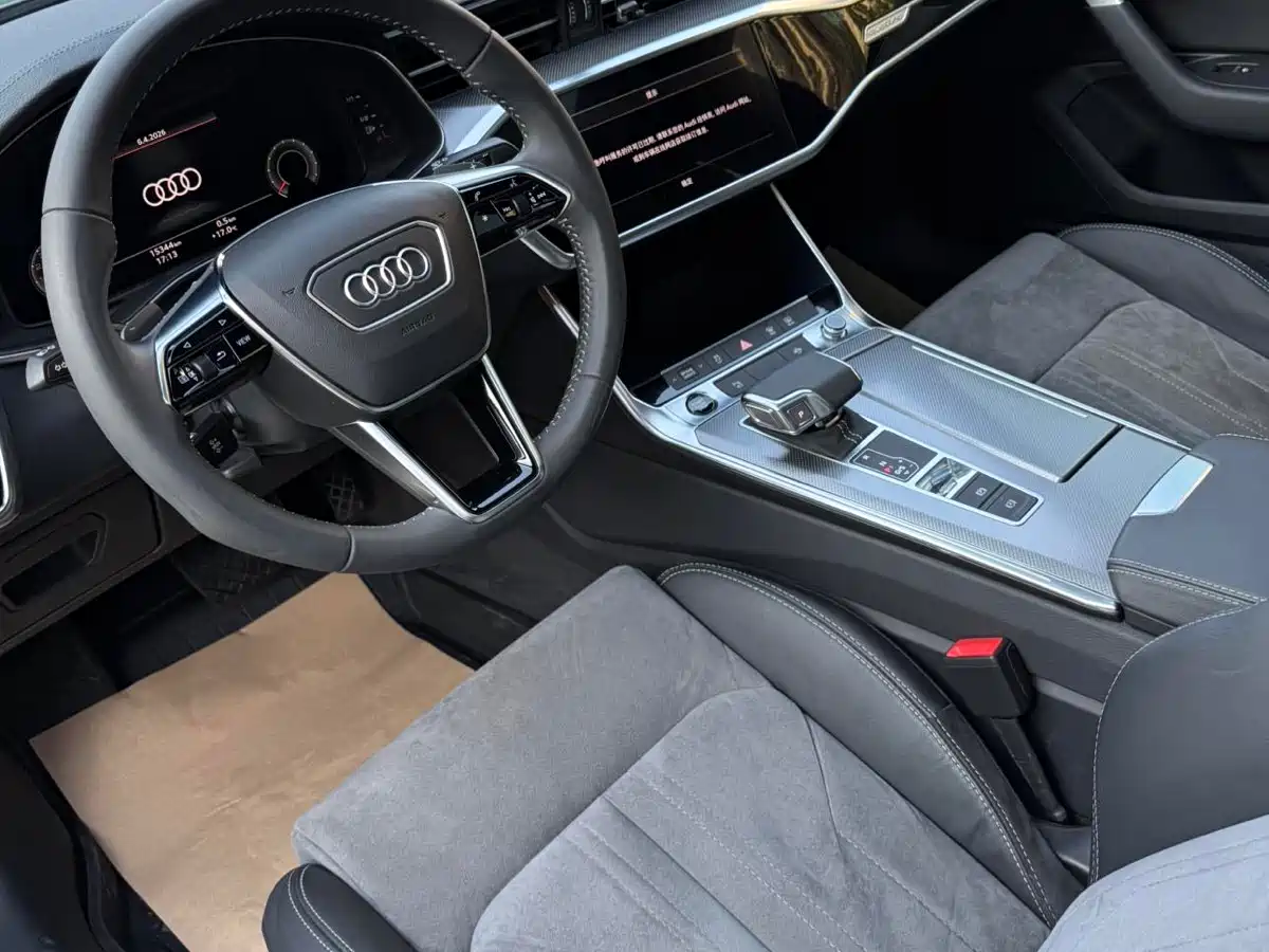 Audi A6L 2021 45 TFSI quattro Exclusive Sport фото 17