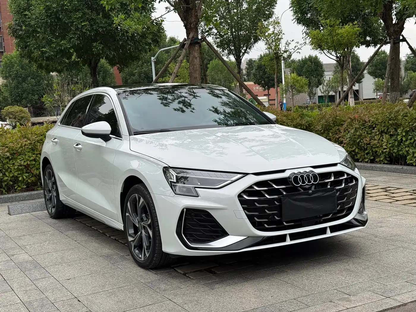 Audi A3 2025 Sportback 35TFSI Flying Premium фото 3