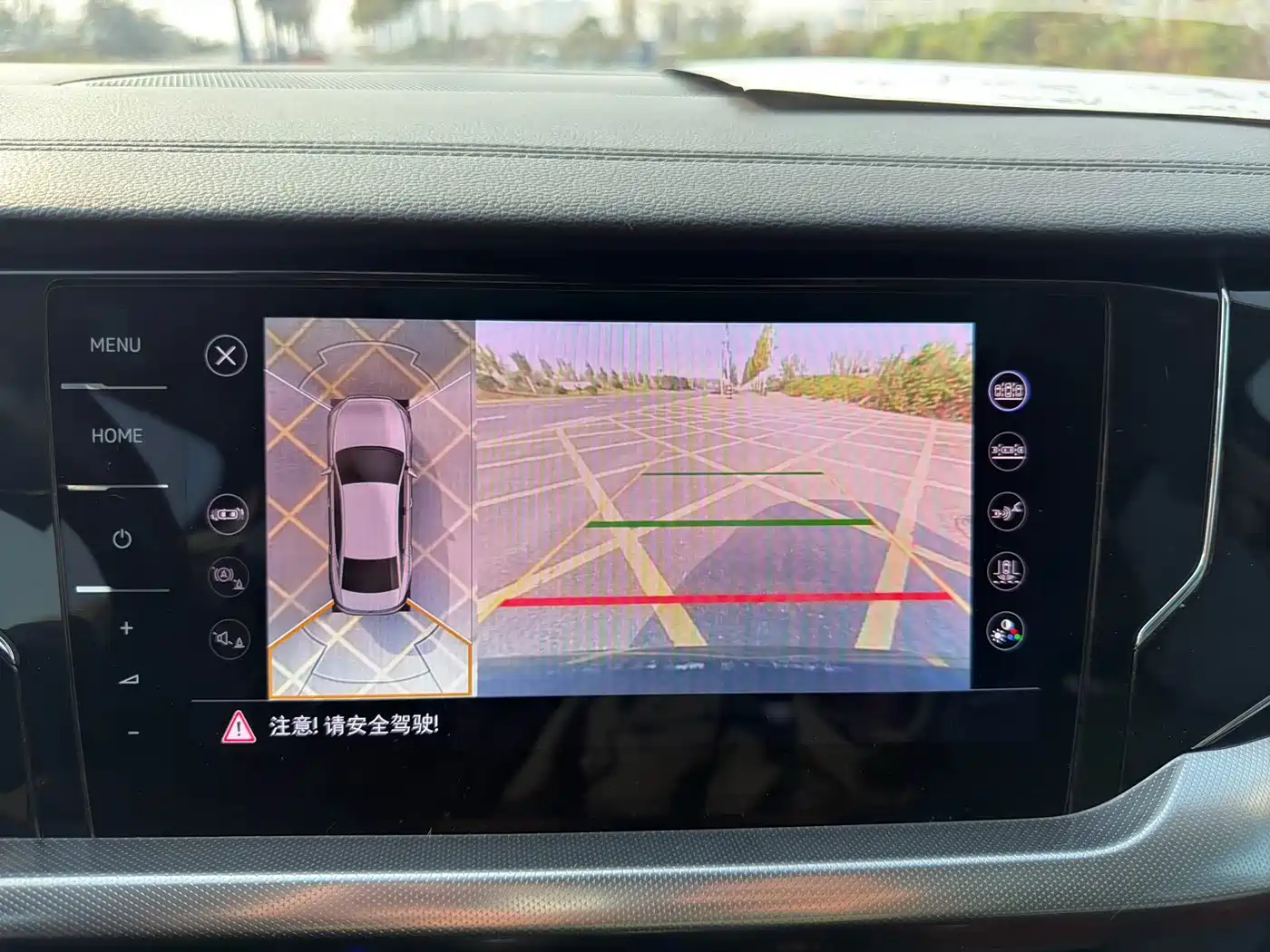 Volkswagen Passat 2022 330TSI Premium Edition фото 26