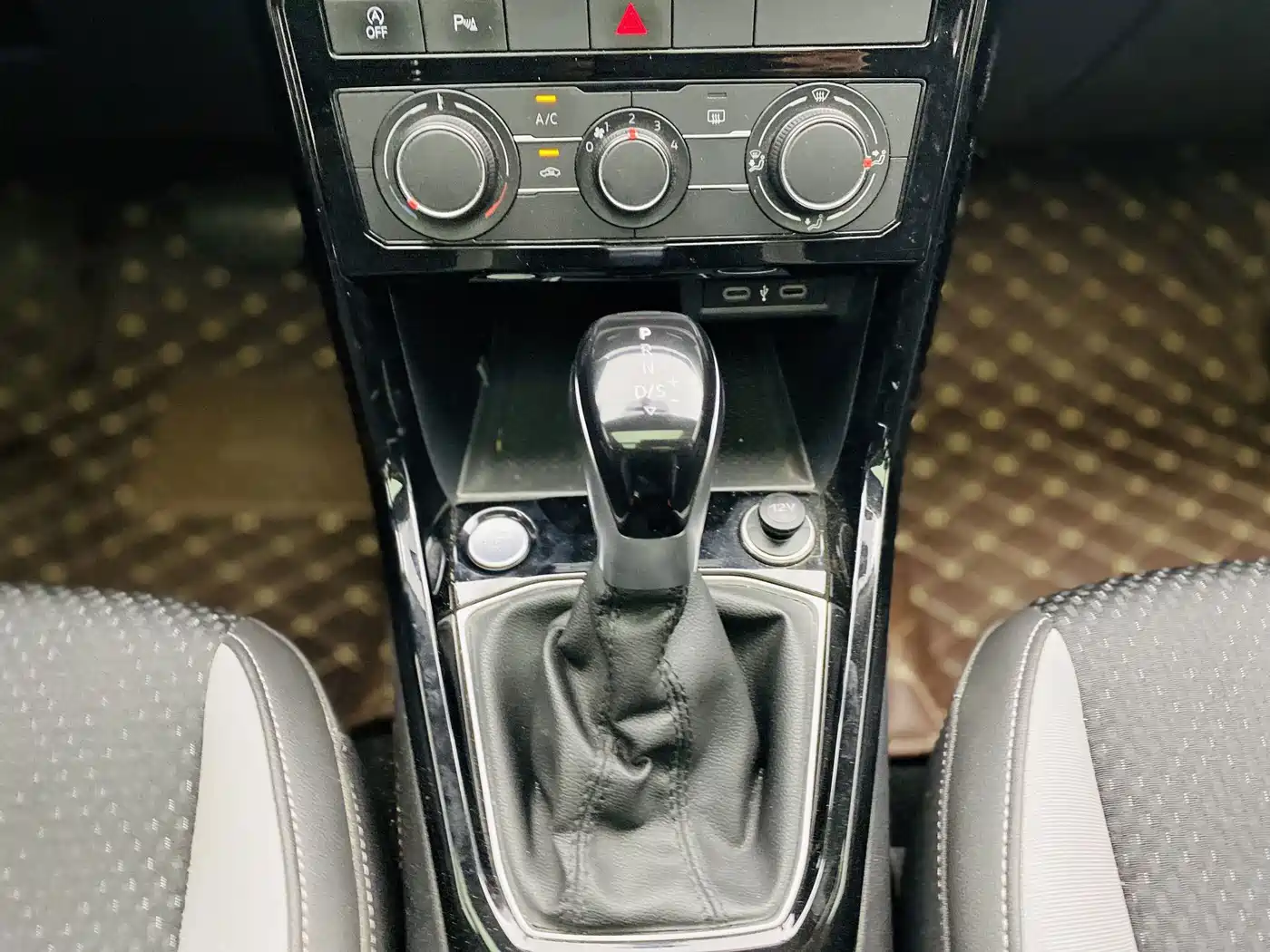 Volkswagen Tanying, миниатюра 11