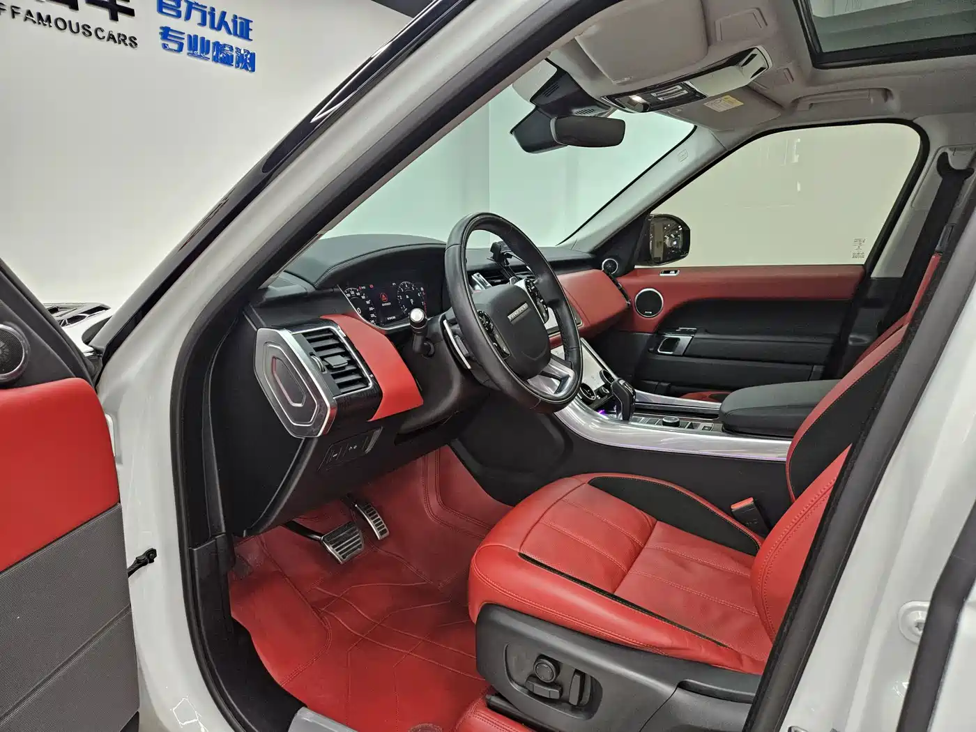 Land Rover Range Rover Sport 2022 3.0 L6 Gloss Black Edition фото 7