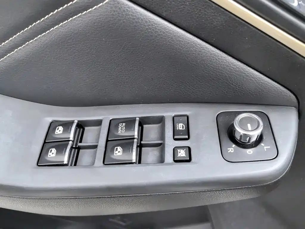 BAIC Changhe Q35 2017 2016 1.5L Manual Cool Edition