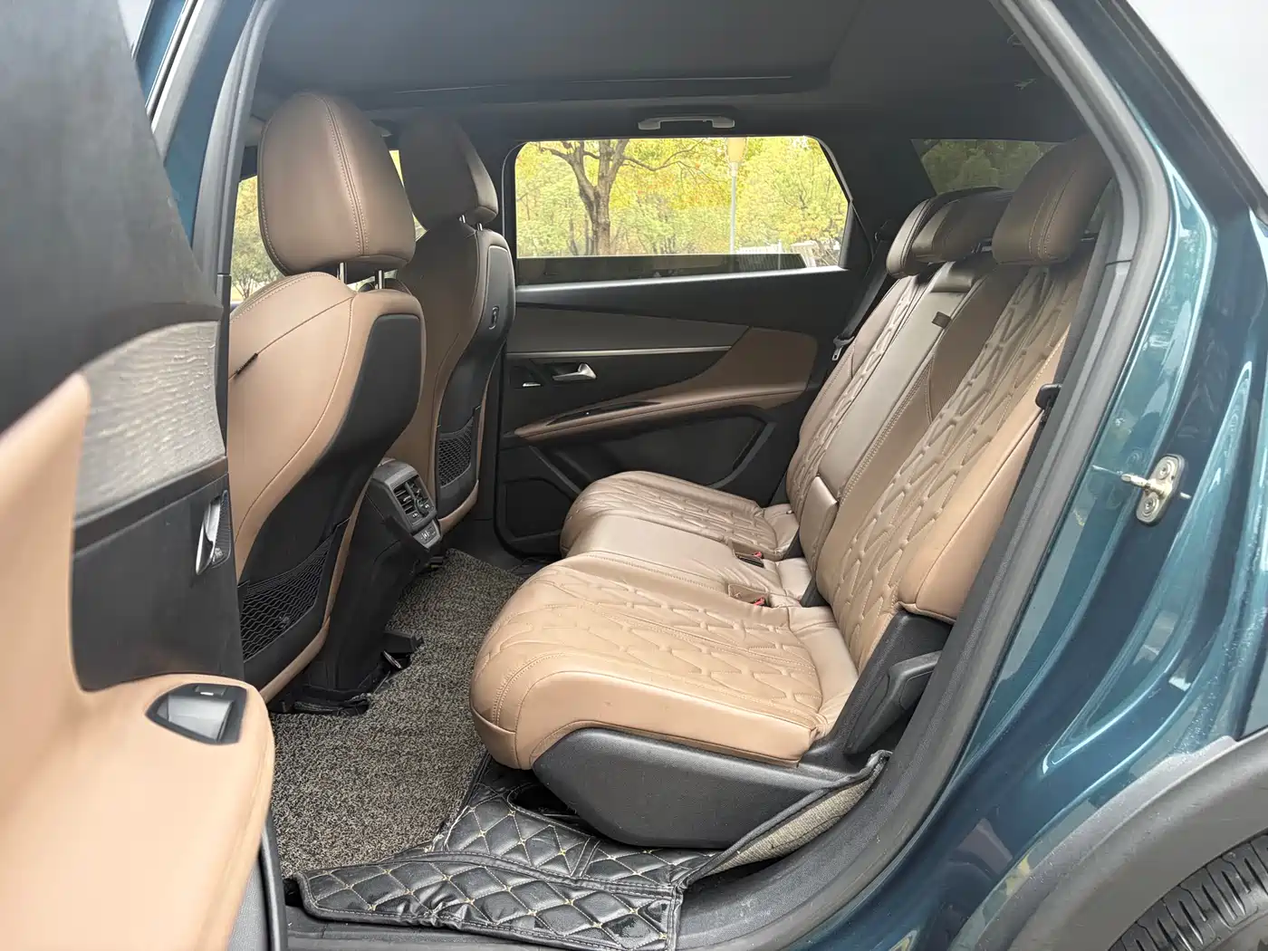 Peugeot 5008 2017 380THP 7-Seater Luxury GT Edition фото 9