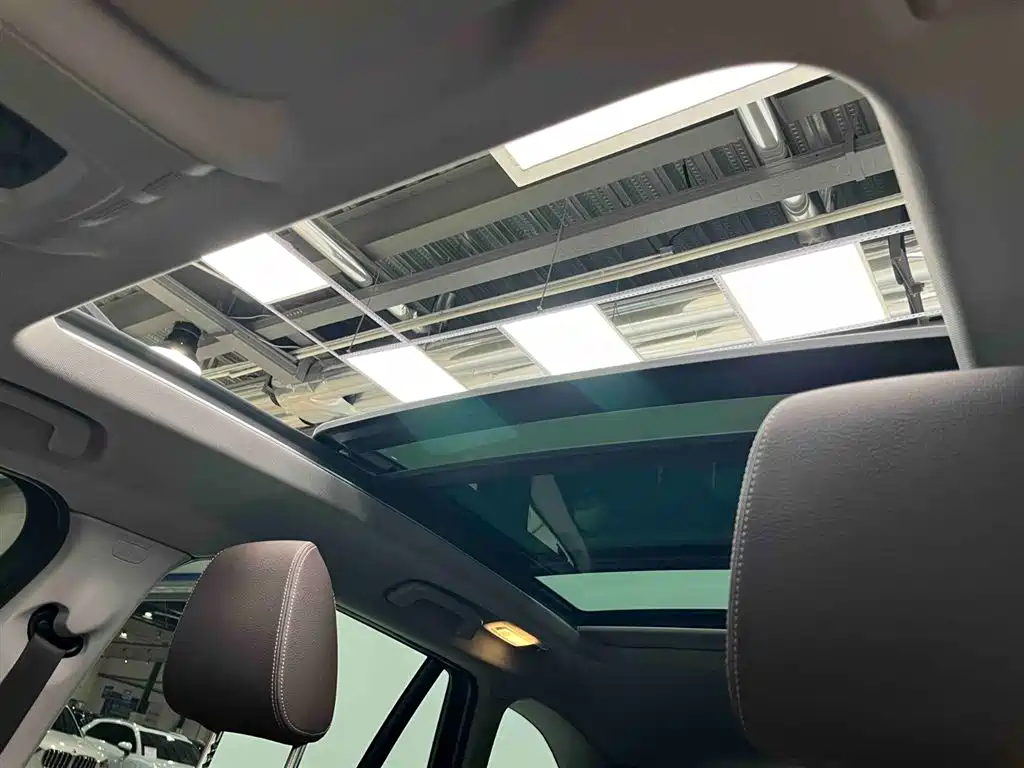 BMW X1 2022 sDrive20Li Fashion фото 14