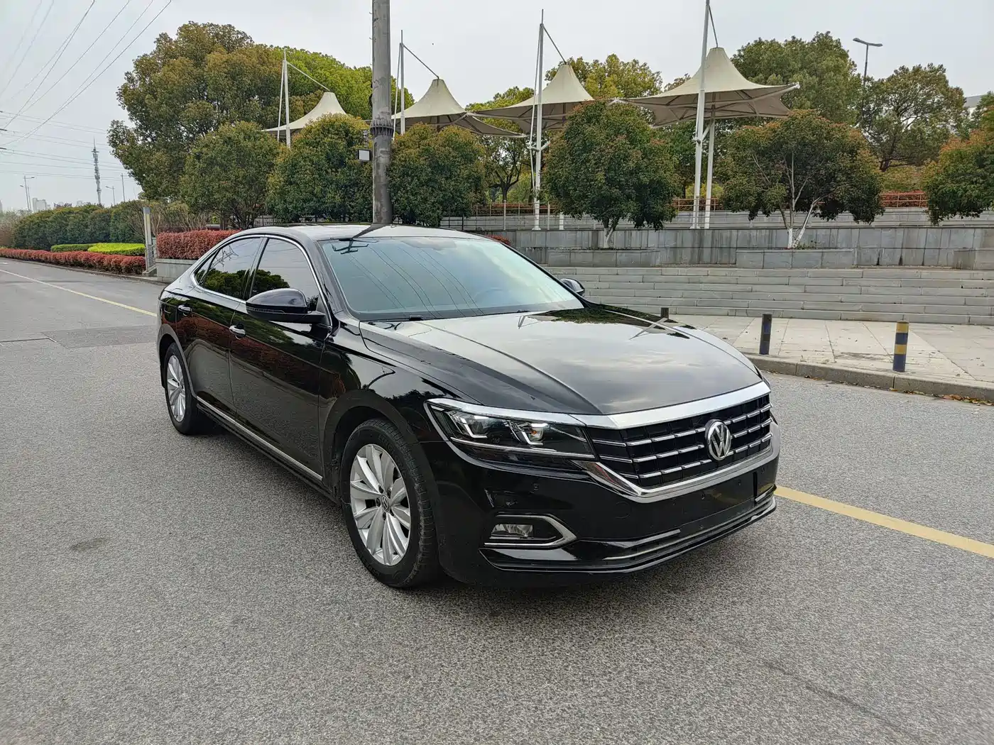 Volkswagen Passat 2019 330TSI Elite Version China VI фото 3