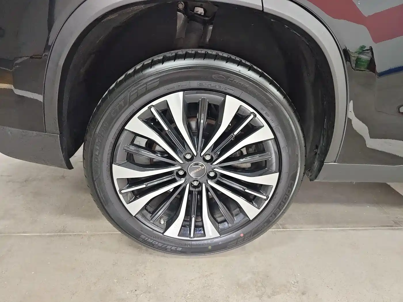 Exeed Lingyun 2024 2024 300T 2WD Starlight Edition