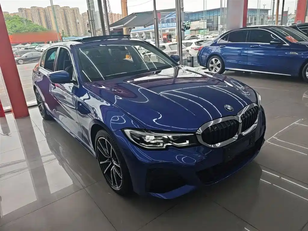 BMW 3-SERIES