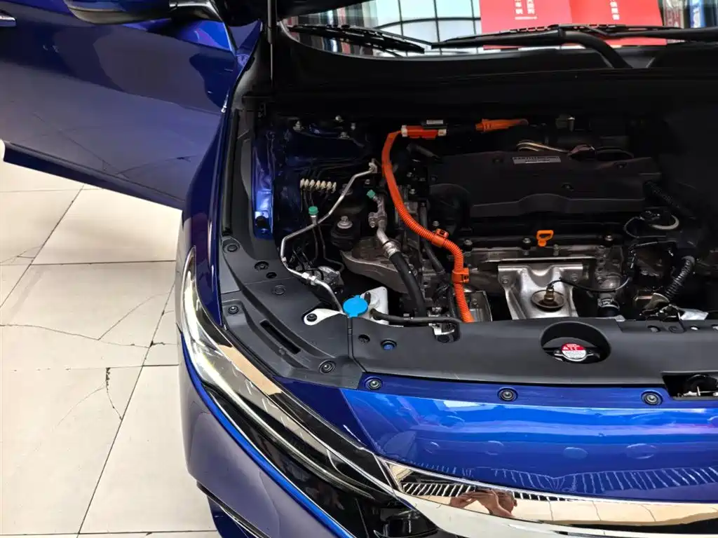 Фото 23 - Honda Accord