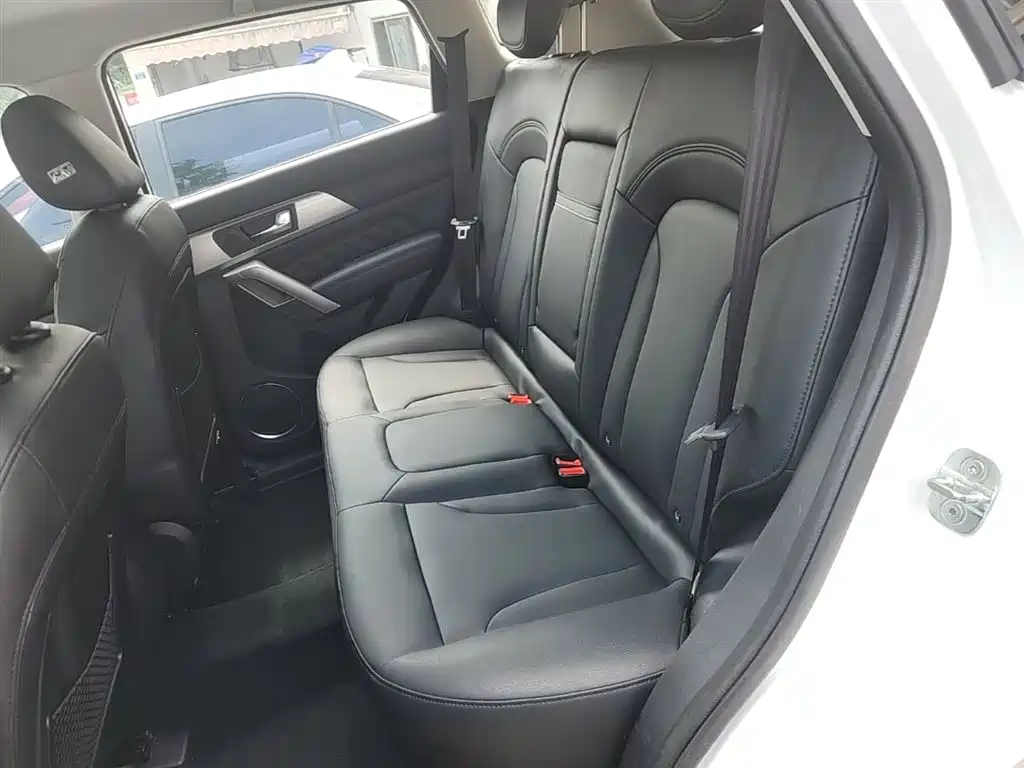 Haval H2 2015 1.5T Automatic 2WD Elite Edition фото 17