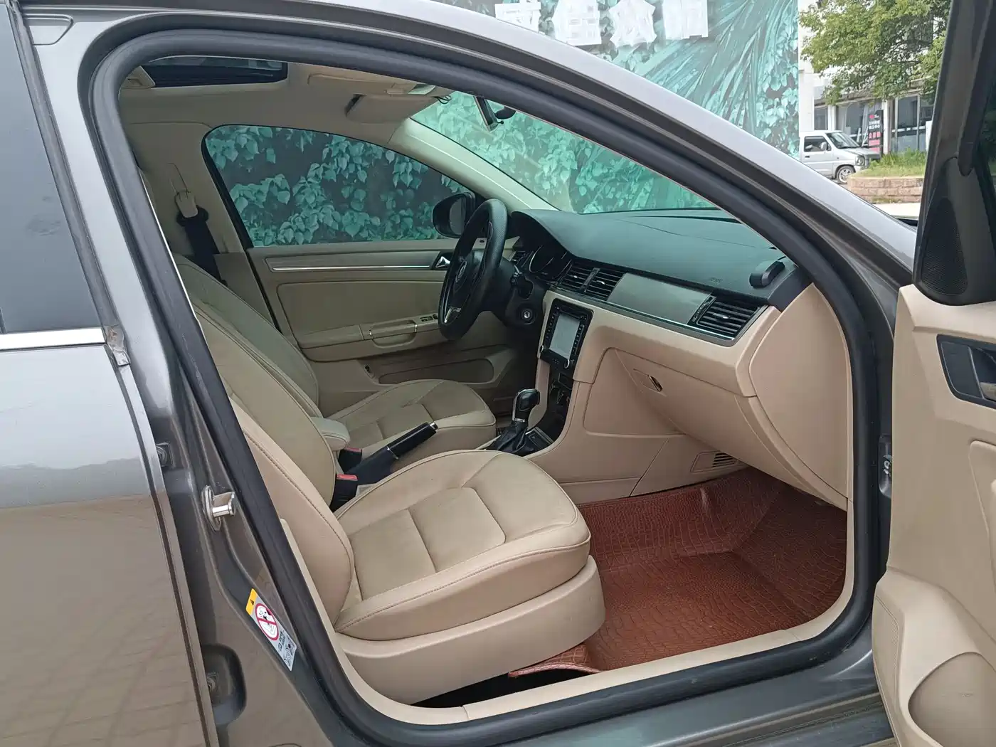 Volkswagen Bora 2013 2013 1.6L Automatic Comfort Model