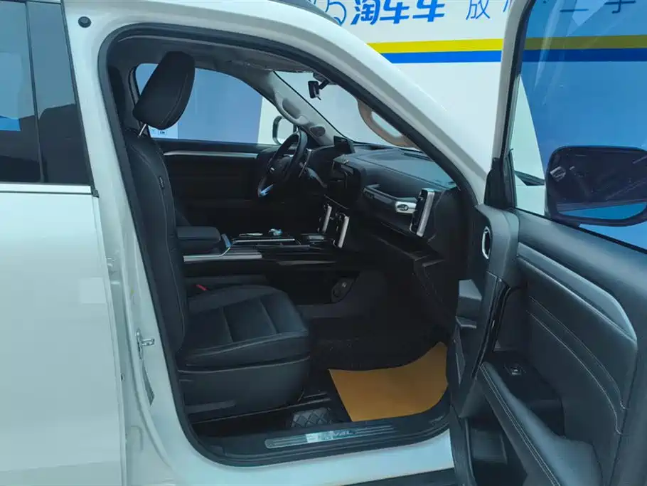 Haval Big Dog 2021 2.0T DCT 2WD Chinese Hound Edition фото 8