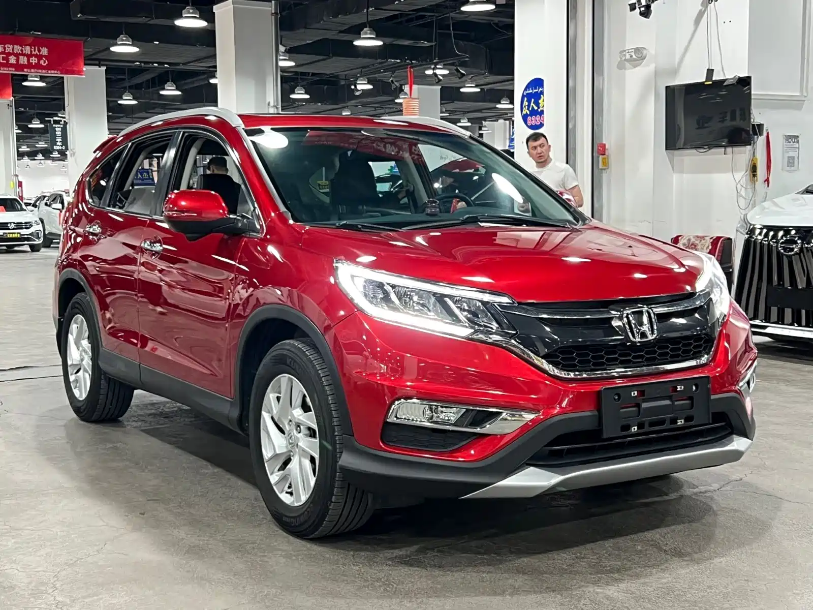 Photo 3 - Honda CR-V