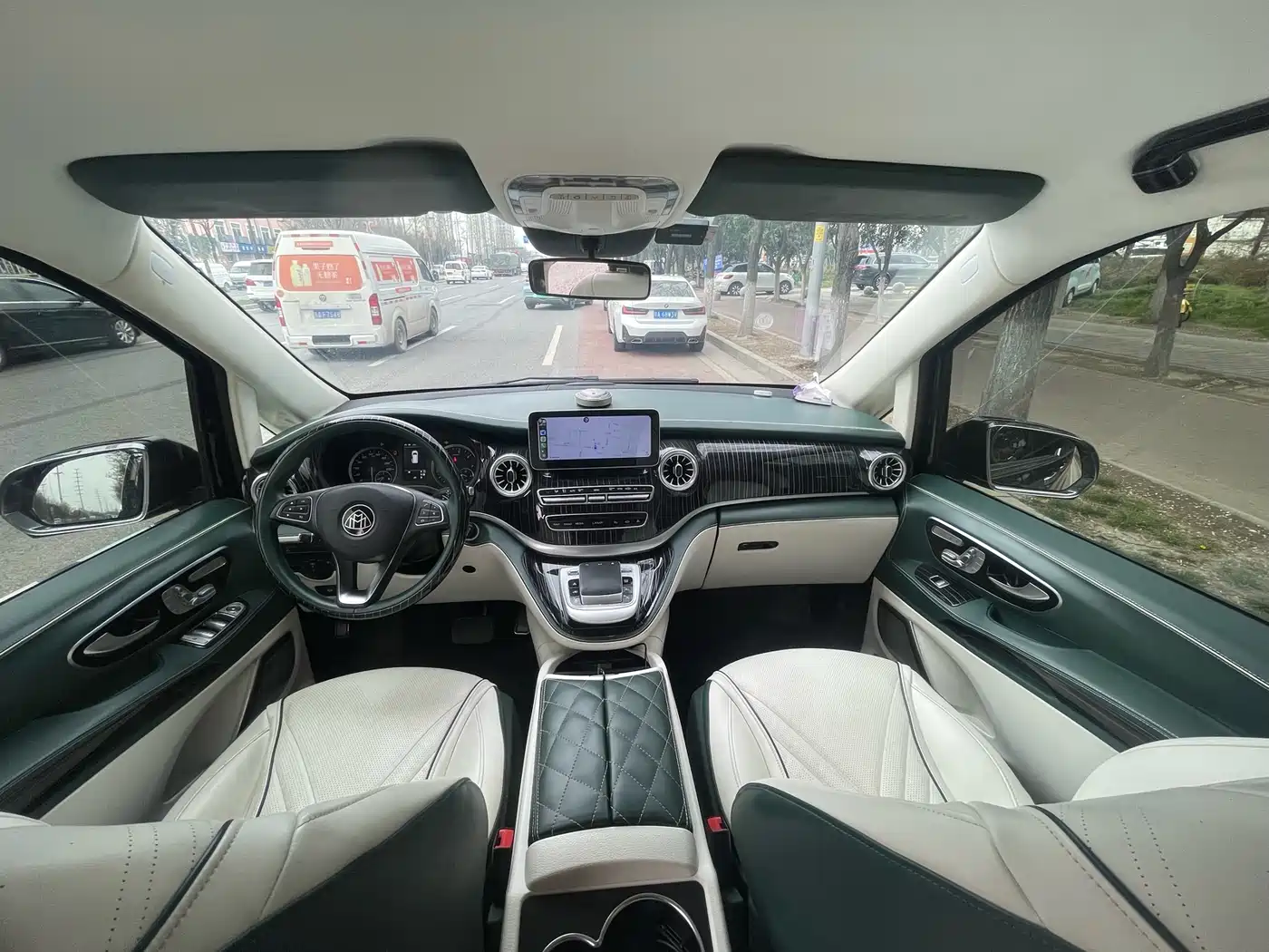 Mercedes-Benz Vito 2021 2.0T Business Edition 7-seater фото 4