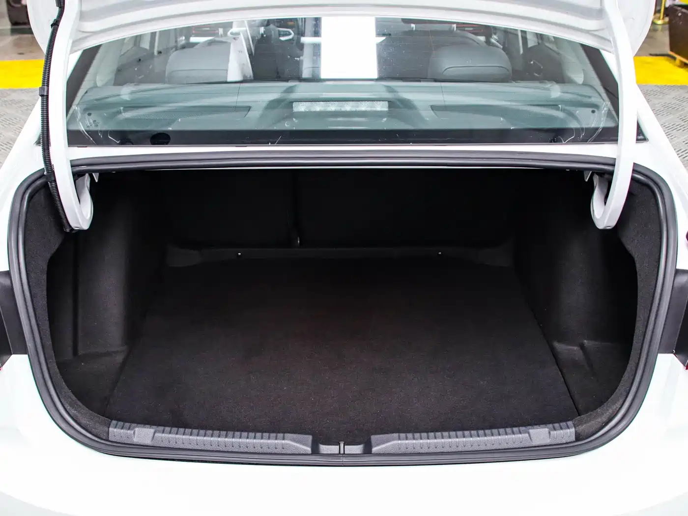 Volkswagen Lavida 2023 280TSI DSG Starlight Comfort Edition фото 17