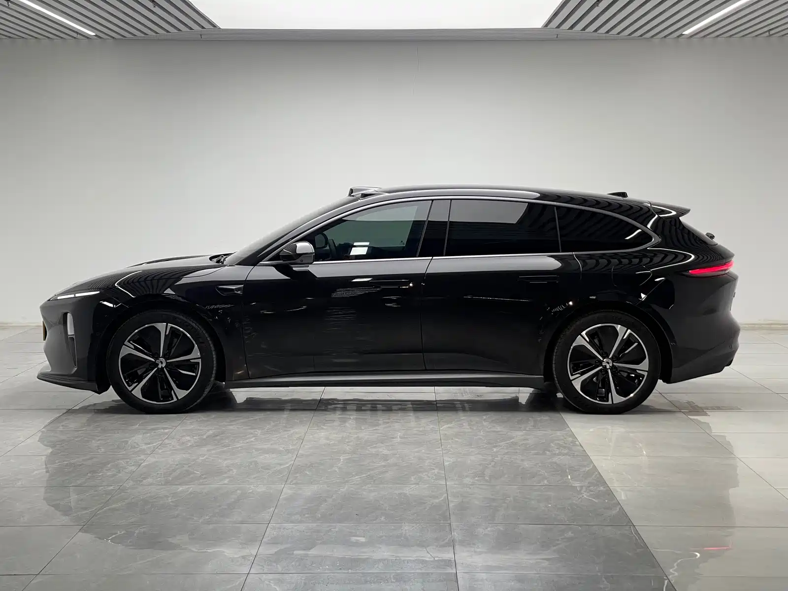 Фото 7 - NIO ET5T