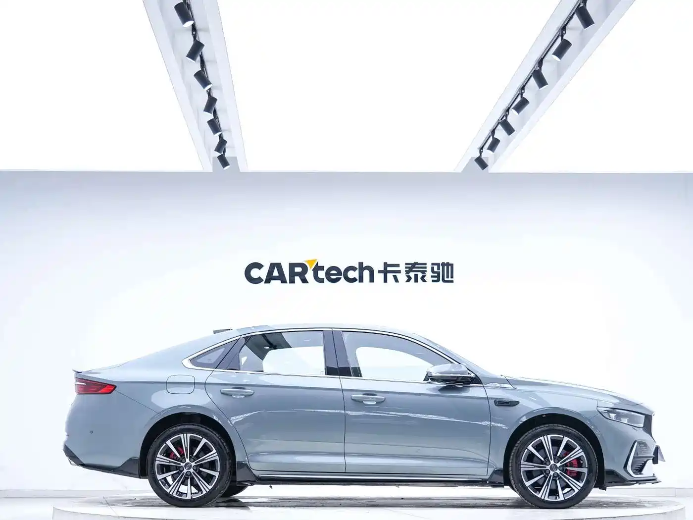 Geely Preface 2025 2026 Orient Yao 2.0TD Moonview Edition