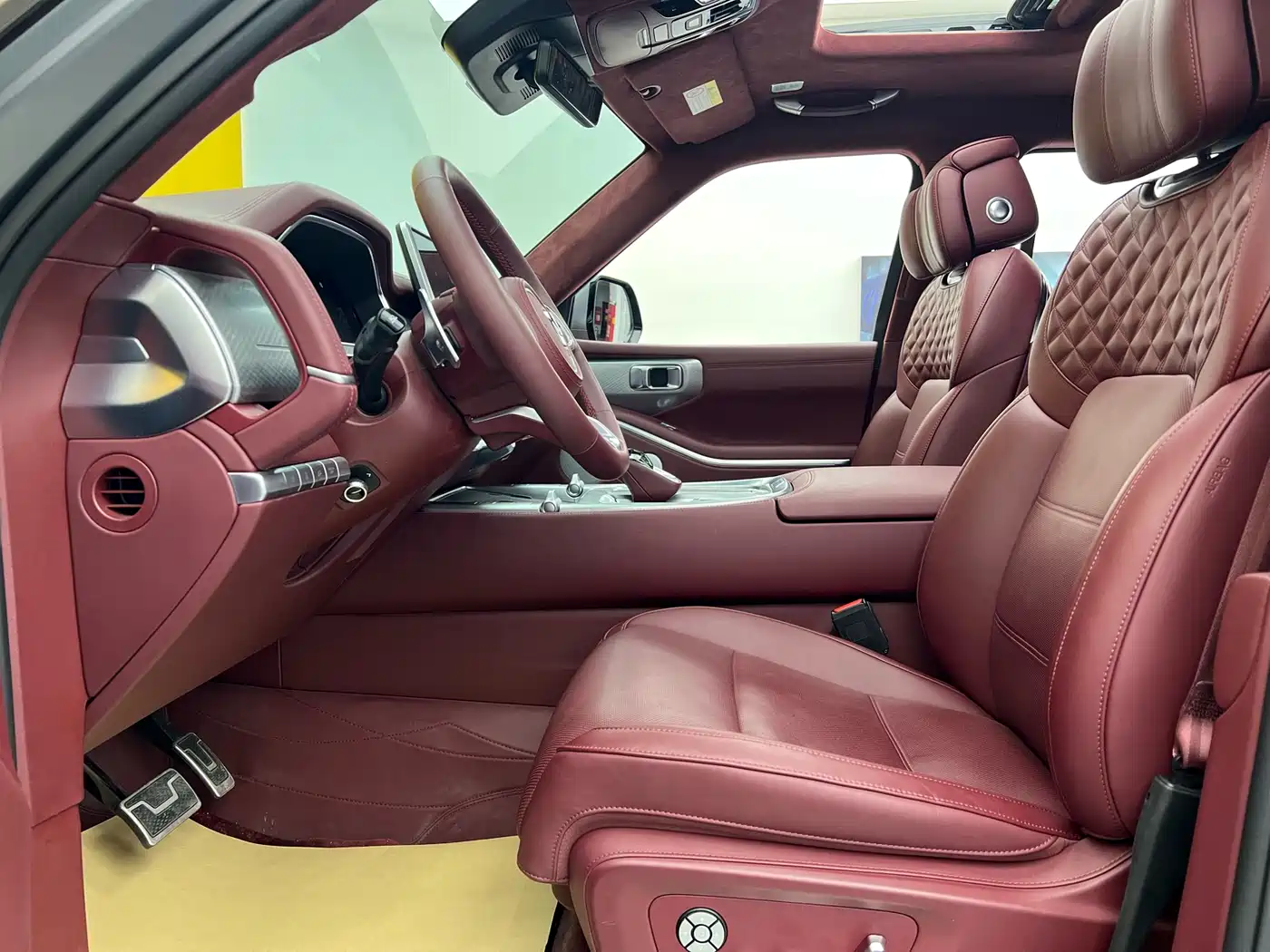 TANK TANK 700 NEW ENERGY