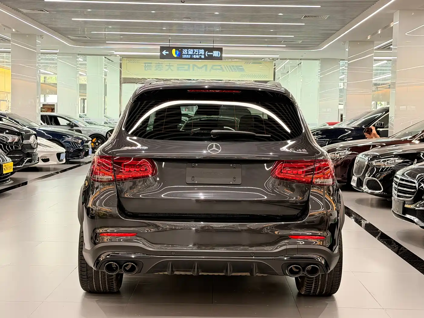MERCEDES-BENZ GLC AMG