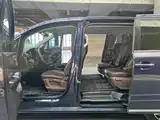 Photo 11 - Roewe iMAX8 EV