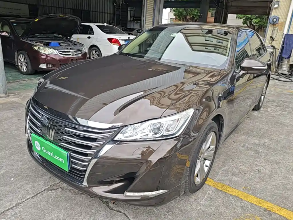 Toyota Crown 2015 — пригон из Китая