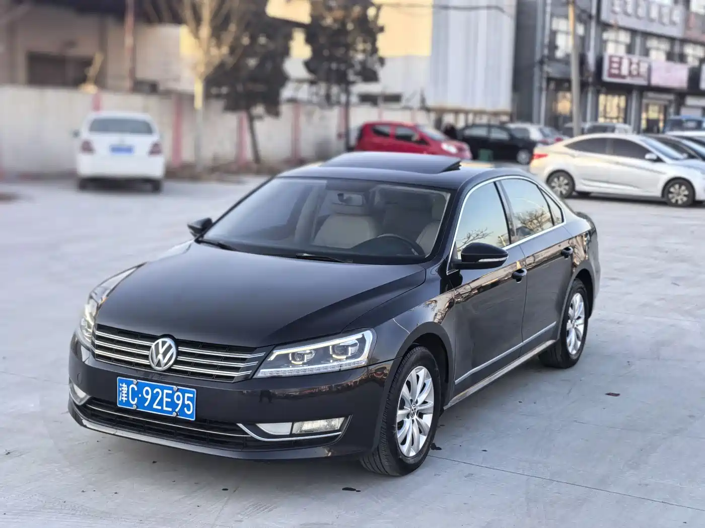 Volkswagen Passat 2013 1.8TSI DSG Zunrong