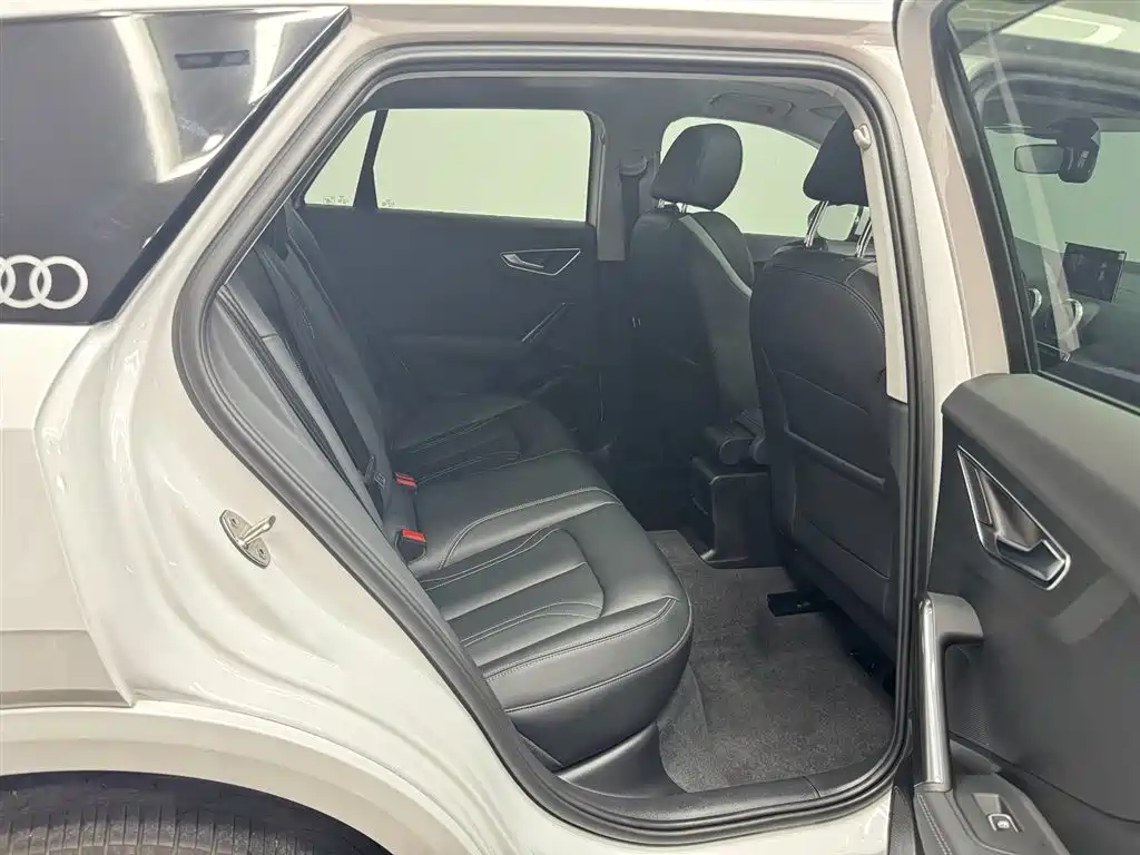 Audi Q2L 2025 2025 35TFSI Fashion Dynamic