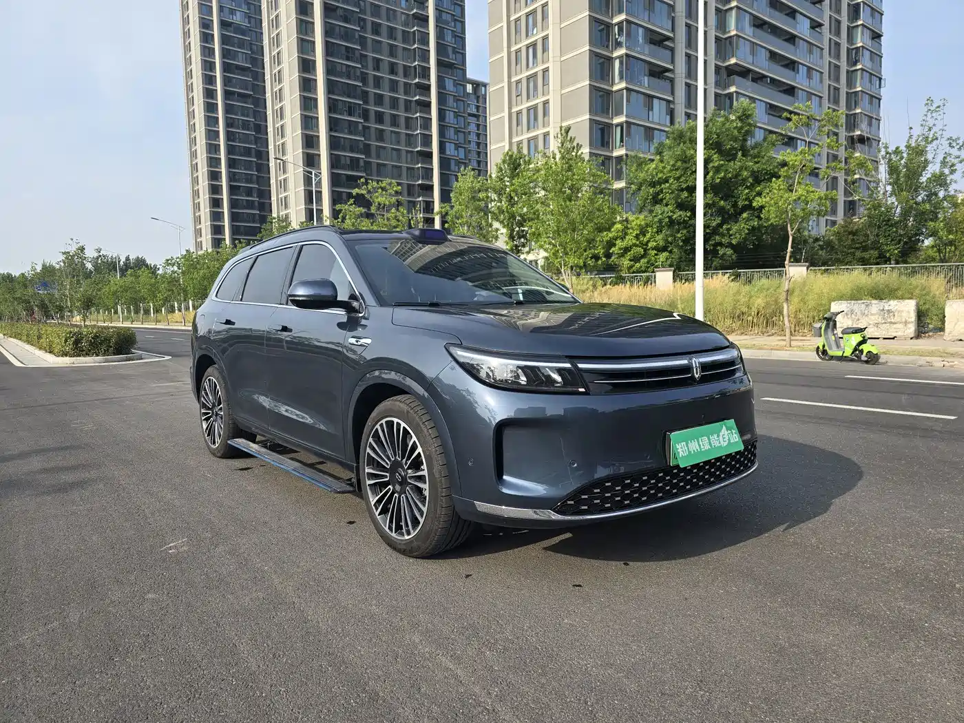 AITO Wenjie AITO M7 2024 1.5T Smart Drive 4WD Ultra 6-seater фото 3
