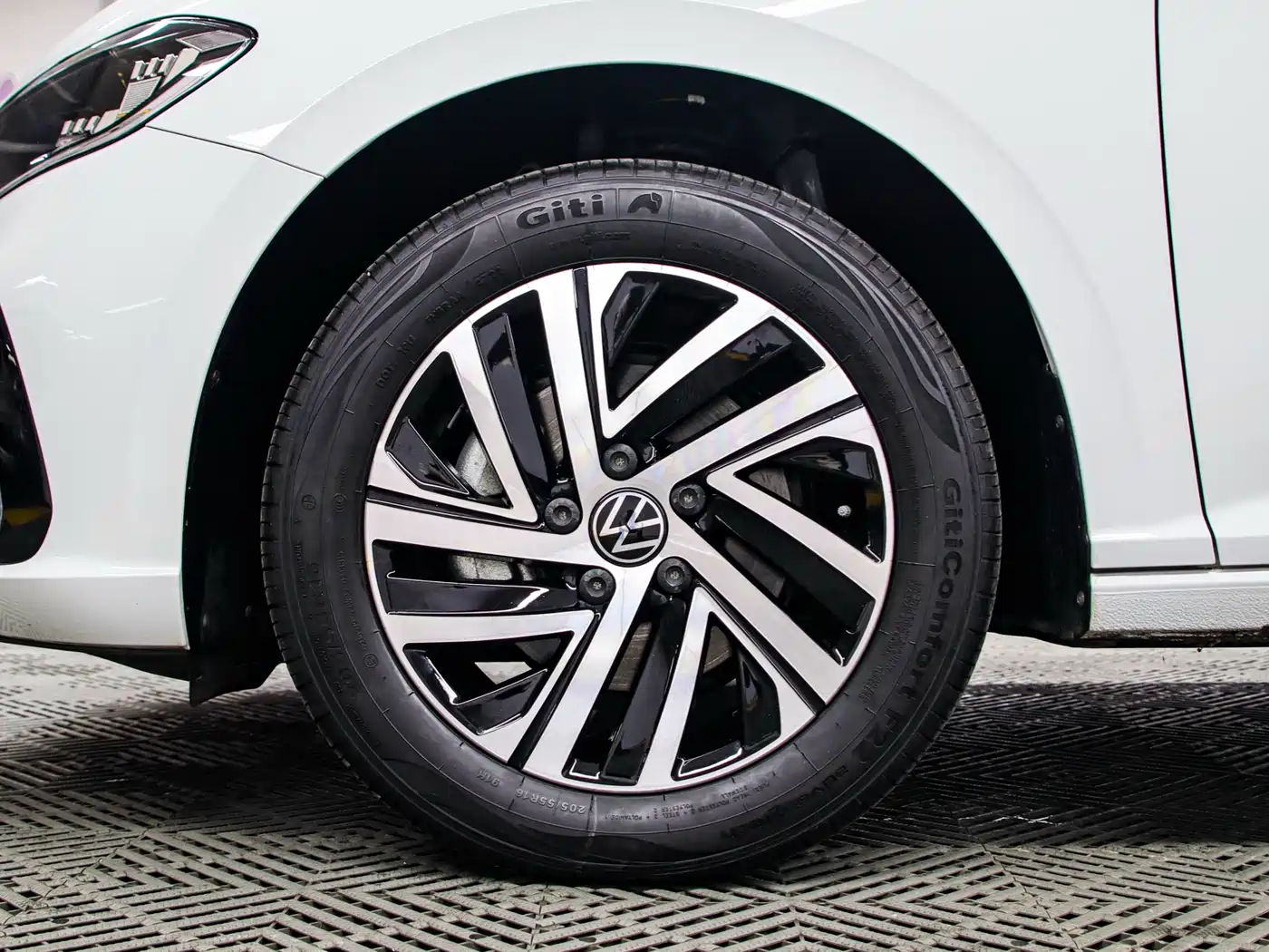 Volkswagen Lavida 2023 280TSI DSG Starlight Comfort Edition фото 18