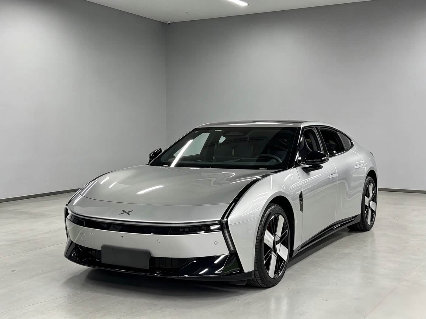 XPeng P7