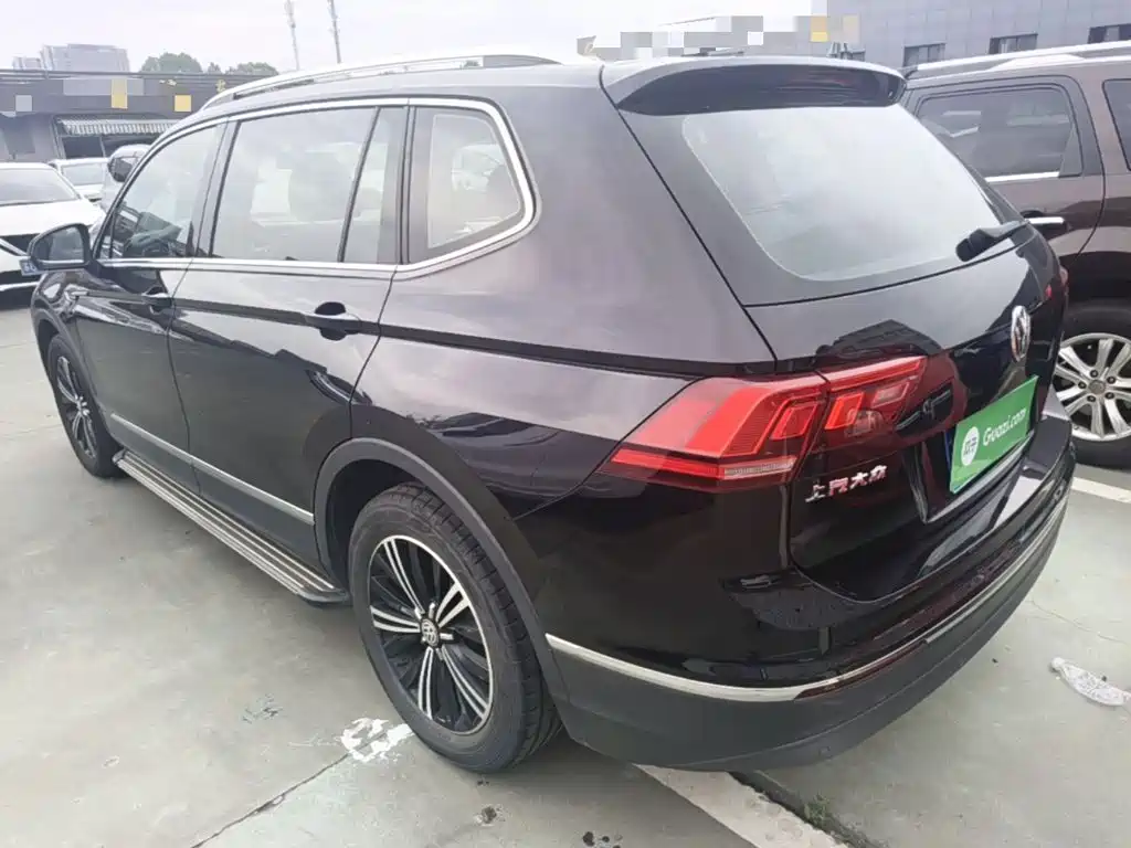 Фото 5 - Volkswagen Tiguan L