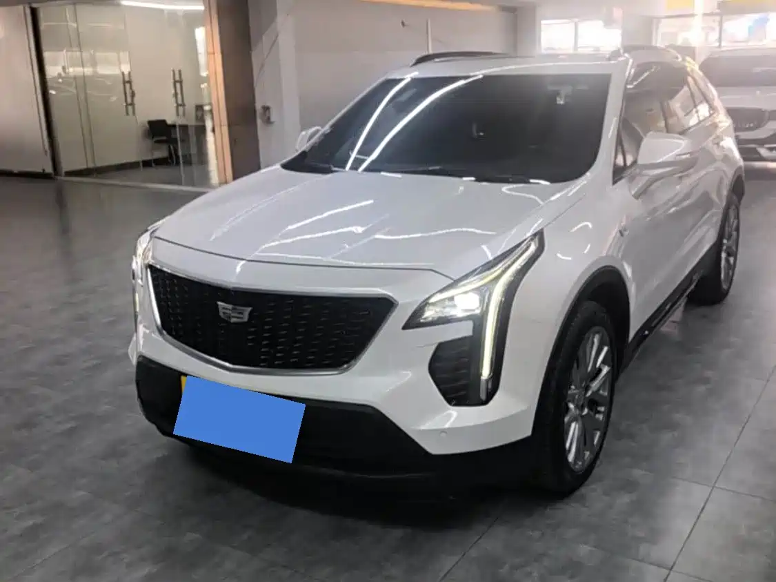 Cadillac XT4 2023 2022 28T AWD Platinum