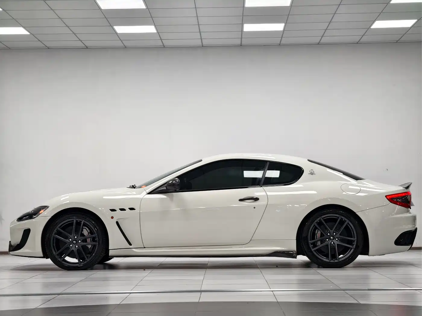 Maserati GranTurismo 2013 2012 4.7L MC Stradale