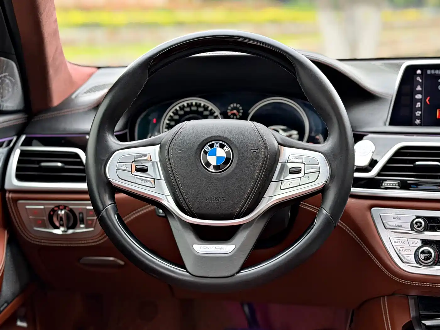 BMW 7 Series 2018 740Li xDrive Premium Type Excellence Package фото 9