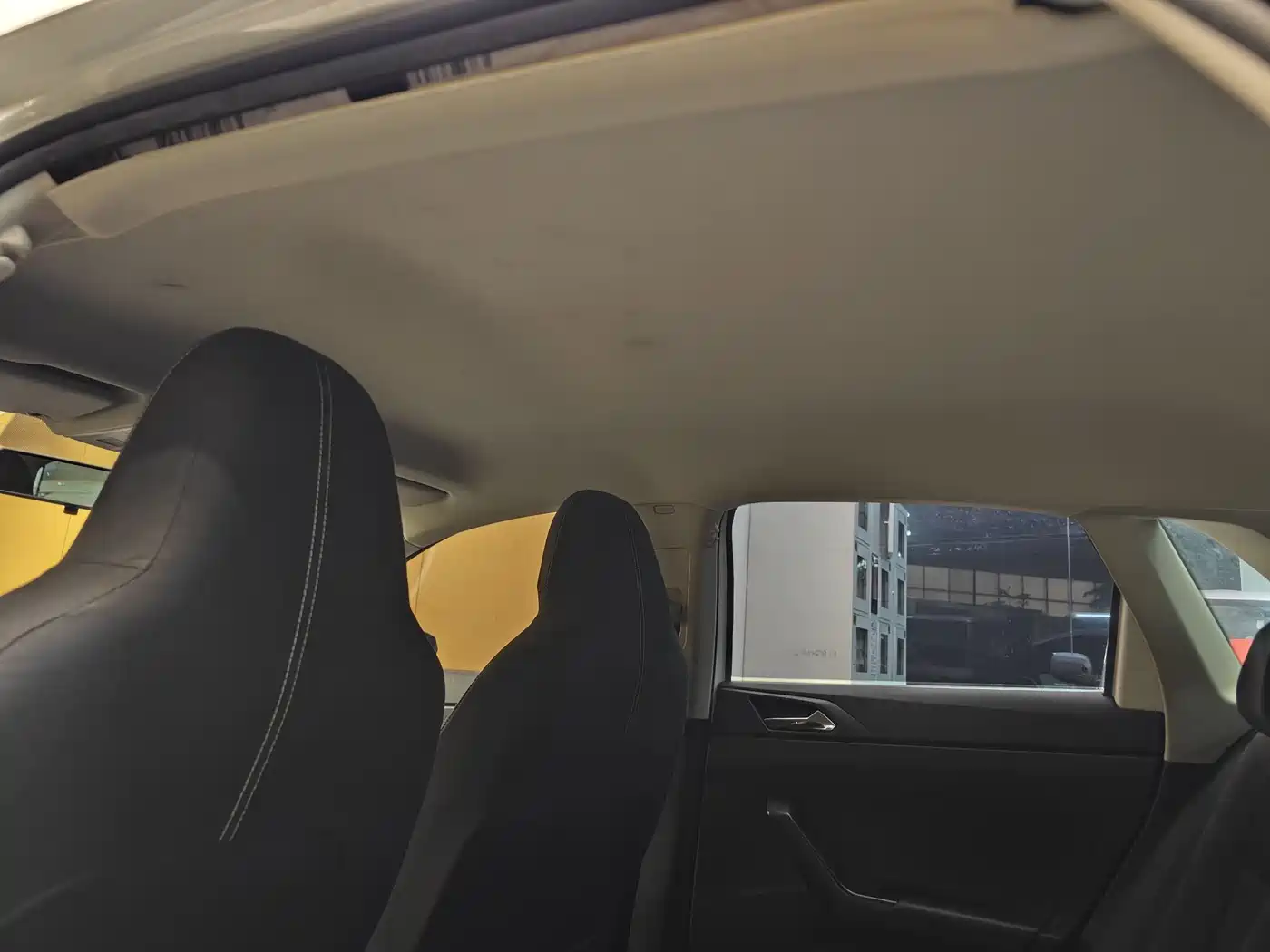 Volkswagen Polo 2023 Facelift Plus 1.5L Auto Joyful Living Edition фото 23